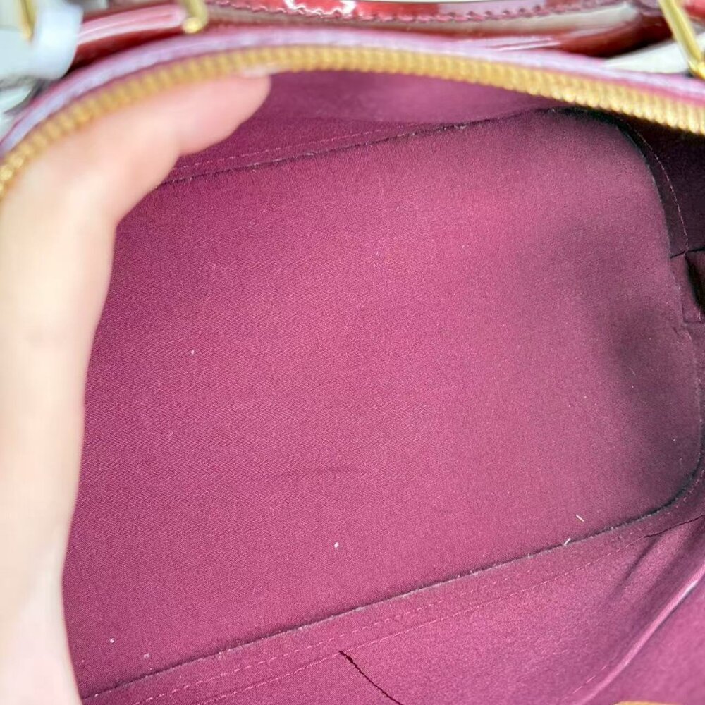 Louis Vuitton Burgundy Alma PM Bag with Classic Monogram Pattern - Picture 8 of 8